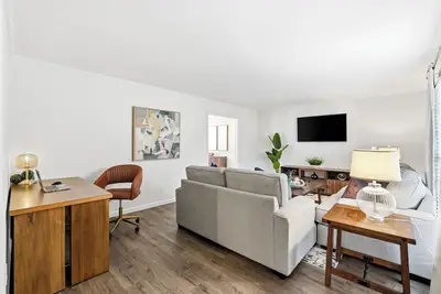 Image de Cozy home minutes from historic Downtown Roswell