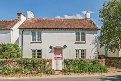 Image de Charming West Wittering Cottage – Cosy Village Retreat, Pet Friendly