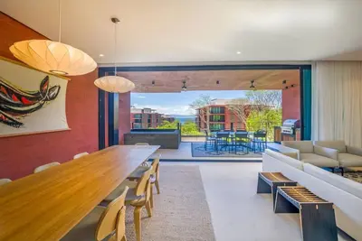 Image de Stylish 3br Luxury Condo in Naya Resort