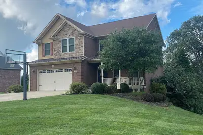 Image de Large Home with Entertainment Options Galore