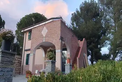 Image de Villa italienne côtière de 3 appartements