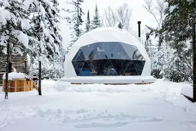 Image de Aurora  | Lakefront | Hot tub