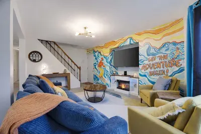 Image de Adventure Peak Lodge • Luxe Game Room Getaway