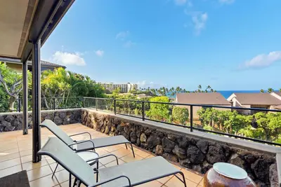 Image de Sunset Views | Whale Watching | Resort Amenities