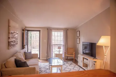 Image de Quiet Hillside Getaway – Entire 2 Bed Home at Dallas / Gastonia Nc Border