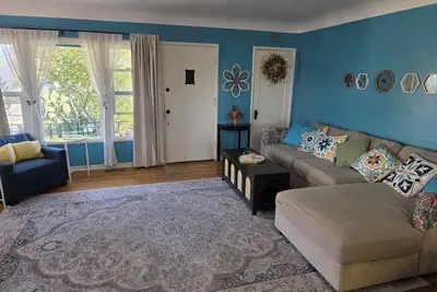 Image de 2-bedroom Oakland Hills Getaway with a View!