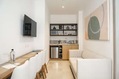 Image de w* | Dazzling 2br in the Heart of Bocagrande