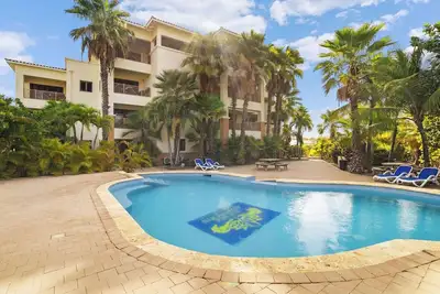 Image de Bon Bida Di Sol with a stylish interior a mature palm garden and a peaceful setting