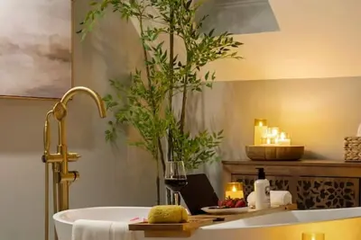 Image de Ultimate Cambridge Mansion Sleeps 14 with Spa Bath, Huge Game Room & 2 Parking