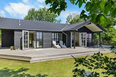 Image de \"Edvardsine\" - 40m from the sea by Interhome