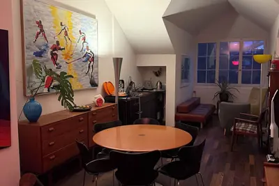 Image de Luxurious apartment in Zurich's old town.