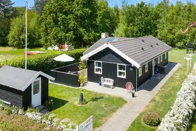 Image de \"Merrit\" - 280m from the sea by Interhome