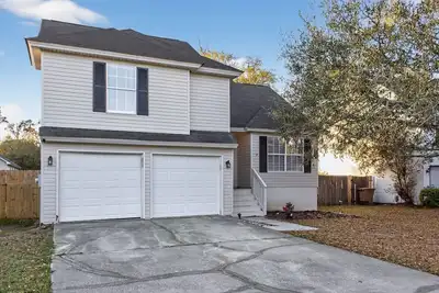 Image de New! Bright 3br Home Near Hunter Aaf