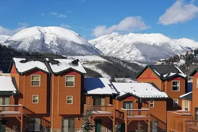 Image de Cozy 2-bedroom condo in Winter Wonderland-- beautiful Dillon, Co