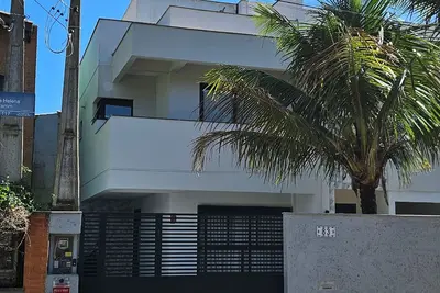 Image de Pre-New Year's Eve party at a beach house in Florianópolis