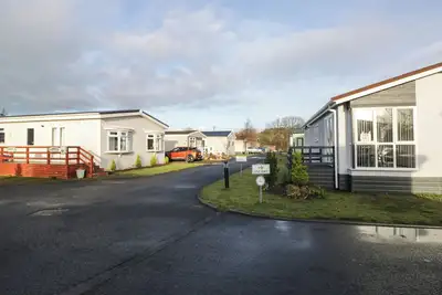 Image de Beechtree Timber Lodge 69a, pet friendly in Denny