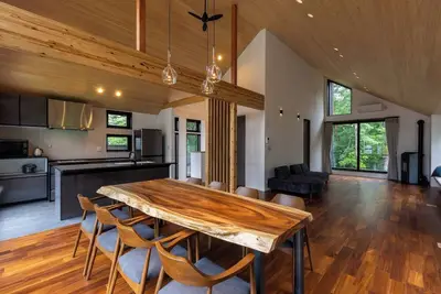 Image de 4 bedrooms each with its own bathroom and toilet / Kitaazumi County Nagano