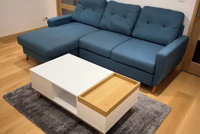 Image de Apparemment confortable entre mer et montagne