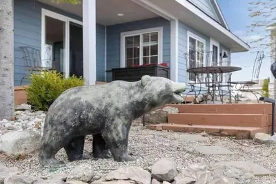 Image de Charming Alpena Retreat with Lake Views