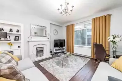 Image de Balmoral Residence - 30 min to Glasgow & Edinburgh