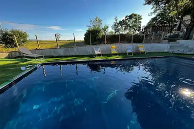 Image de Grande maison familiale avec piscine  idéale pour séjours entre amis ou famille