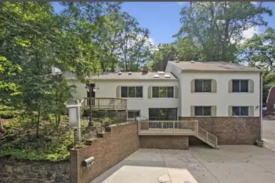 Image de 5 Bedrooms | Modern Interior | Spacious