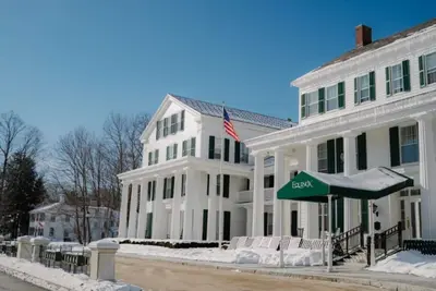 Image de Spacious 2br Suite with Fireplace & Kitchen