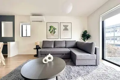 Image de 5 min. walk to Ozu Station Premium 4br Stay by Restavio