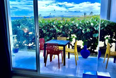 Image de Lounge chill studio rdc 4 couchages, piscine 50 m plage Orient Beach 80 m!