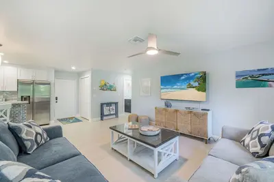 Image de Beautiful 2-bed 2-bath coastal retreat on Bowman’s Beach Sanibel with 2 bikes!