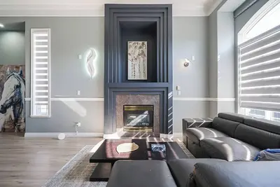 Image de Spacious 5-bedroom house in charming Surrey perfect for families