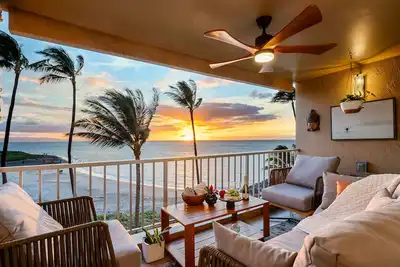 Image de Endless Blue-Maui luxury oceanfront, spectacular sunset 2-bedroom retreat Kihei