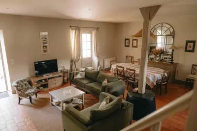 Image de Homerez - Maison conviviale près de Chamant avec jardin et terrasse