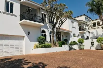 Image de Waterkloof Mansion Boutique Hotel, Deluxe king size room