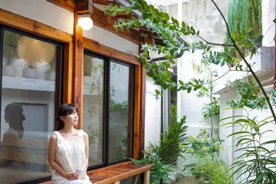 Image de 경복궁 앞 1920년대 한옥 독채, 아늑하고 개성 있는 공간에 교통도 편리합니다. 가족·친구 여행은 물론 반려견과 함께 편히 머무세요.