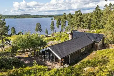Image de Cozy house by the lake