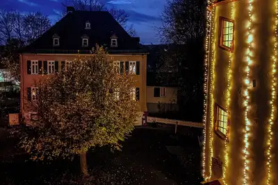 Image de Nidda Castle: Castle vacation with private garden - pets welcome!