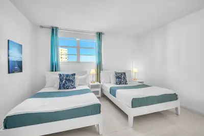 Image de Spacious 1br Right on Hollywood Beach