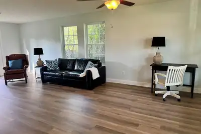 Image de Fabulous 3-bedroom house in a friendly and safe Kettering neighborhood