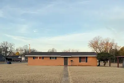 Image de Midcentury modern nostalgia with the comforts and high speed tech of today