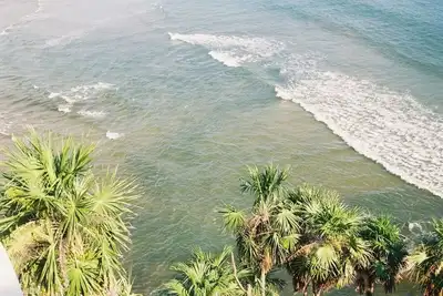 Image de Spectacular Two-Story Penthouse in Acapulco with Beautiful Views