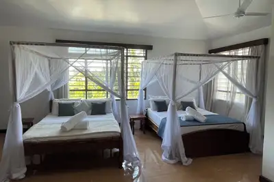 Image de Spacious 2br Apt in Nyali w/Queen Beds & Pool–Great for Groups