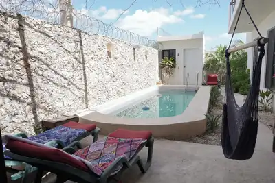 Image de A beautiful home ideal for big families, with swimming pool/near the beach.