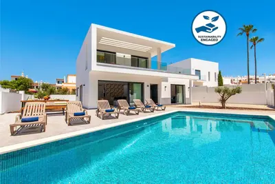 Image de Villa with heatable pool near the Marina