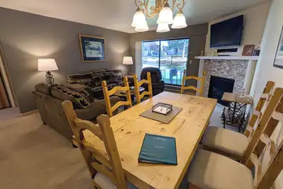 Image de Remodeled Condo w/ Free WiFi, Parking, Heated Pool, Hot Tubs, Skier Shuttles