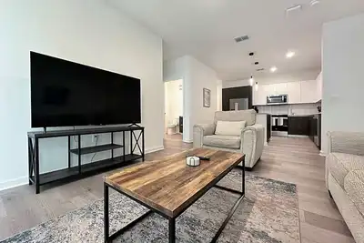 Image de Brand New Luxury 1st Floor 2 Br Lakewood Ranch
