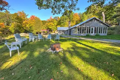 Image de Multnomah - Multi-family estate on the Rideau
