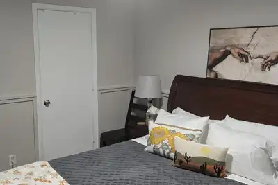 Image de Spacious 4-bedroom House on Ortiz in Abq