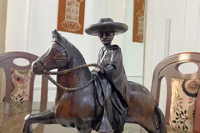 Second floor apartment 7 mins from the historic center.