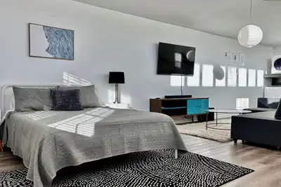 Image de Comfy 1-bedroom cottage in walkable Waynesville.